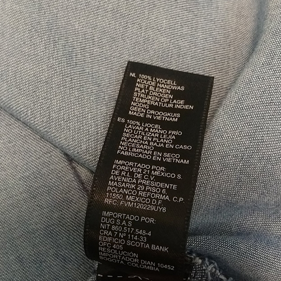 Forever 21 long sleeve shirt. - Picture 3 of 3